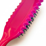 GRIMM.NO OBB Curly Brush in bright pink, designed for detangling and defining curls while reducing frizz.