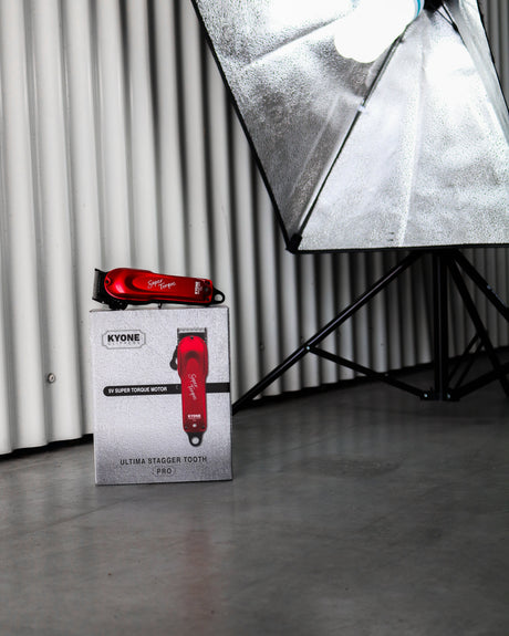 KYONE Ultima Stagger Tooth PRO Clipper med eske